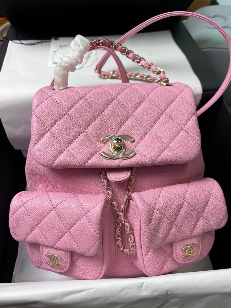 m ✨ on X: the mini pink chanel backpack  / X