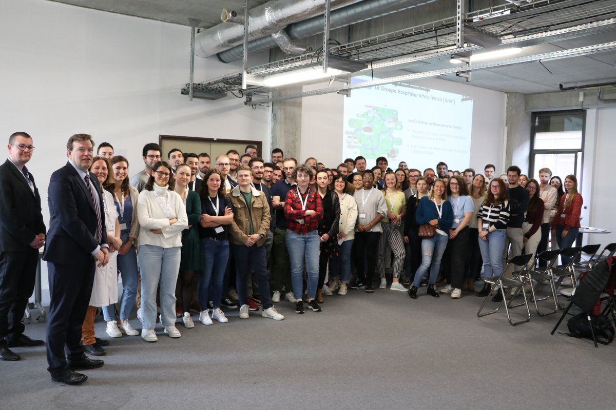 #Bienvenue
Ils sont 7⃣7⃣ internes à commencer leur semestre d’internat au CH d’Arras !
Pendant 6 mois, ils vont poursuivre leur apprentissage encadrés par une équipe médicale passionnée et bienveillante.
Le <a href="/GHAT_62/">GH Artois-Ternois</a>  est fier d’être le terrain de stage de ces futurs médecins ! 😊