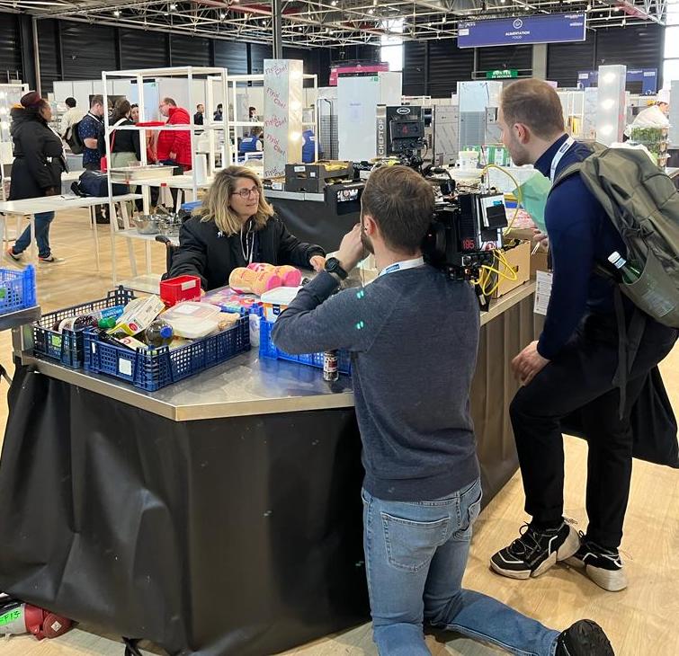behrcharles's tweet photo. 🎥Toute cette semaine, au mag de la santé sur @France5tv @Allodocteurs  la série documentaire ''In Vivo'' en immersion aux Abilympics ! Une compétition internationale extraordinaire où le #handicap s’efface devant le talent. 5 épisodes, de lundi à vendredi, à 14h20 ! ⤵ https://t.co/k6Lw6047KM
