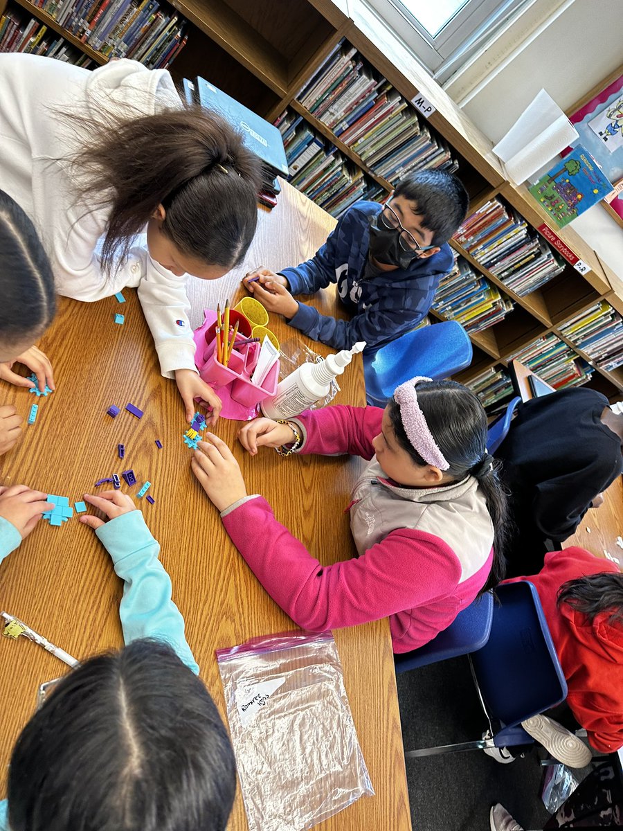 MissMirandaRamirez tweet media