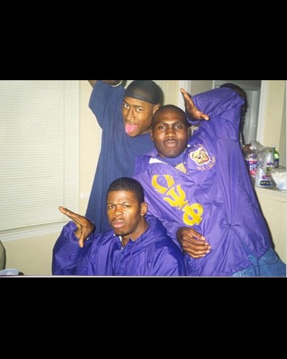 QCOX498's tweet photo. 25 Years in the Fold. Happy Queversary to Spring 98 of the Magnificent Xi Zeta Chapter. #Friends4 https://t.co/NzmcmMzggX