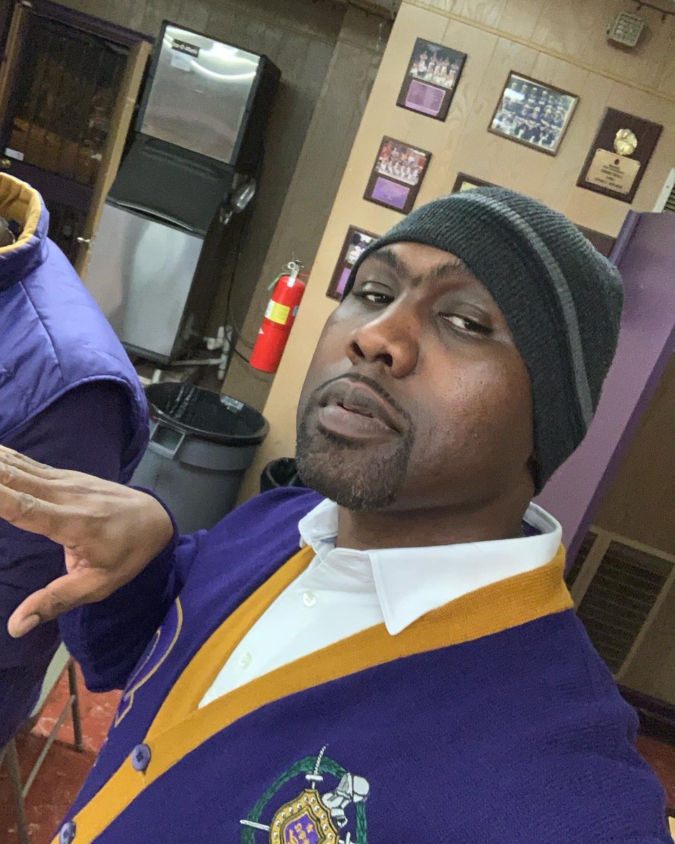 QCOX498's tweet photo. 25 Years in the Fold. Happy Queversary to Spring 98 of the Magnificent Xi Zeta Chapter. #Friends4 https://t.co/NzmcmMzggX