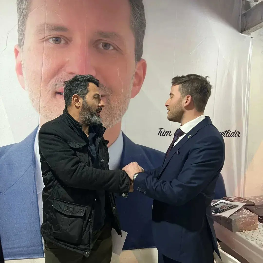 gencrefahfatih's tweet photo. İlçe SKM 3. gün vatandaşlarımızın hem dertlerini dinleyip hemde üye çalışmamıza devam etmektedir

#yenidenrefahpartisi #MilliGörüşMeclise #milligörüşmeclise #erbakan #erbakanfatih #karagümrük #istanbul #turkey https://t.co/QGyAXEUxtM