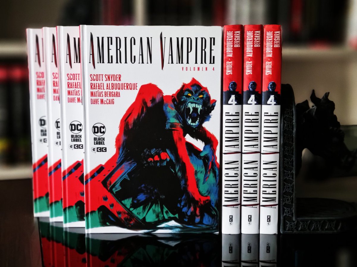 estatuasycomics's tweet image. ¡No te pierdas el nuevo volumen de American Vampire, el 4º, de la mano de @eccediciones que se pone a la venta mañana!

Y si te falta algún tomo no pierdas la oportunidad de hacerte con todos:

estatuasycomics.com/?s=American%20…

#eyc #novedades #comics #ecc