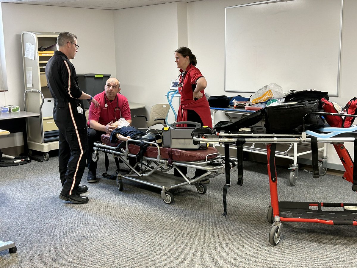 BrianPio03's tweet photo. Women &amp; Children first! Preeclampsia, Pediatric and NRP simulations for Air Care Mobile Care crews today. @UCAirCareDoc @JacobMillerACNP @uc_health https://t.co/uTVDk1OMN6