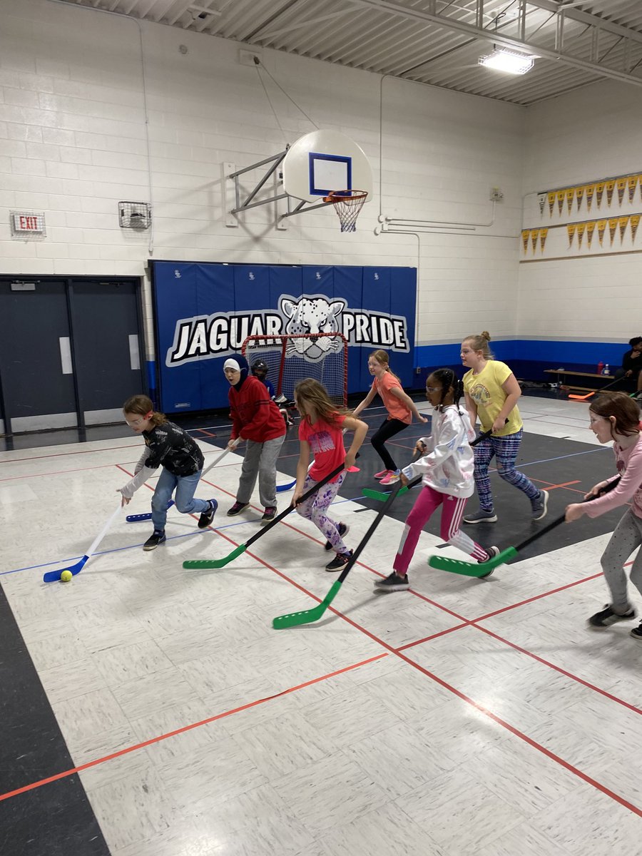 GRivett99's tweet photo. Jaguars getting into the playoff spirit!! 🏆🏒🥅⁦@EIMJaguars⁩ https://t.co/xzVyRyt4s0