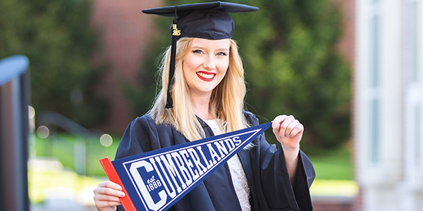 UCumberlands's tweet photo. From one senior to another. Our college seniors offer advice to the incoming class.
#ucumberlands #grads #seniors 
https://t.co/XRFDjAiLkG https://t.co/Ev76l4DZuj