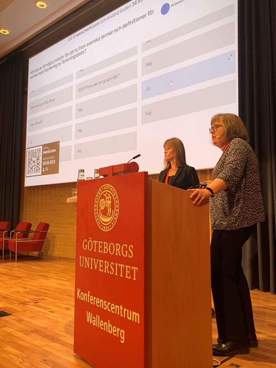 sndSweden's tweet photo. Arbetet med att skapa en svensk #nomenklatur och #ordlista för begrepp inom #forskningsdata och #datahantering pågår i #SNDnätverket.
-Tillsammans har vi en unik position att skapa något vägledande här, berättade Lisa Isaksson.
Fortsättning följer😃!
#OpenScience #OpenData https://t.co/pzajR8oX3H