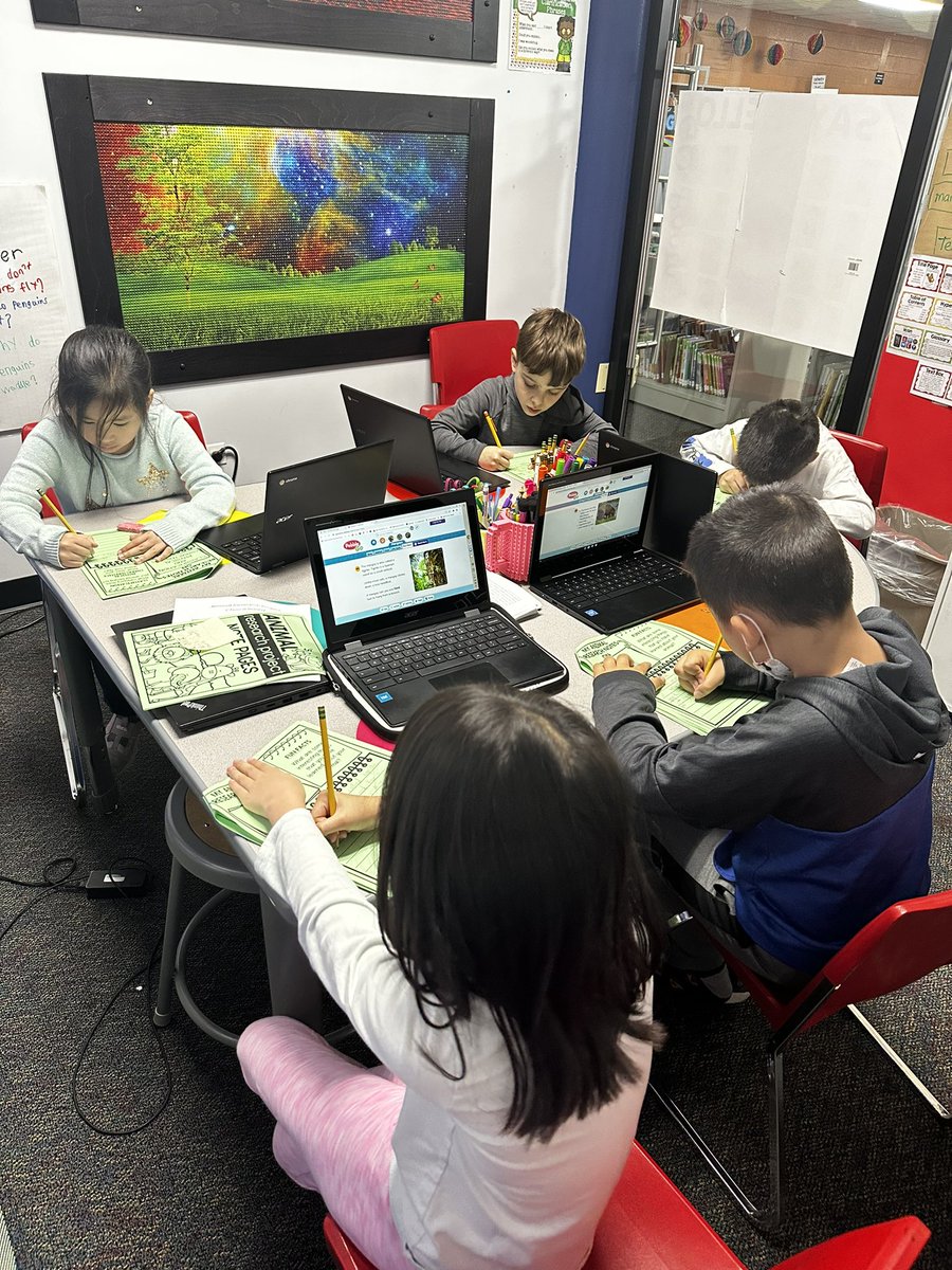 Research in progress. 🧐 We are cross-curriculum:
✅ Reading
✅ Writing
✅Science
✅Academic Language Development 
Final Product: Ss will create/design a google website to house all the information they  found. ✅STEM. Exciting! <a href="/Naperville203/">Naperville 203</a> #PartnersinGrowth #multilingual