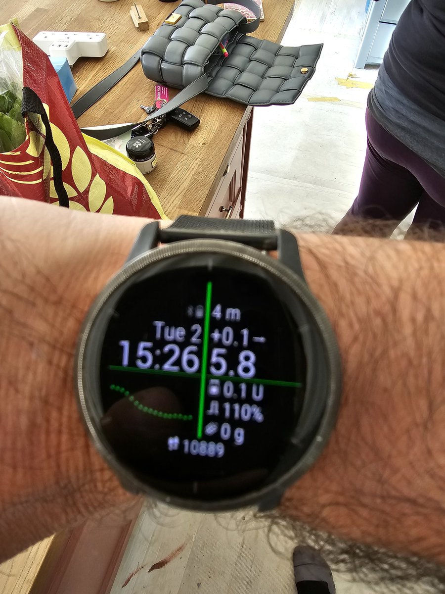 Tims_Pants's tweet photo. Cheap Chinese, non-invasive glucose monitoring watches. Are they any good? 

Let's find out...

The square watch? The aforementioned cheap watch. 

The other? Garmin Venu2 displaying Dexcom.

While in range? That's not too far apart. Let's see how we progress...

#GBDoc https://t.co/RKotOJ9HK7