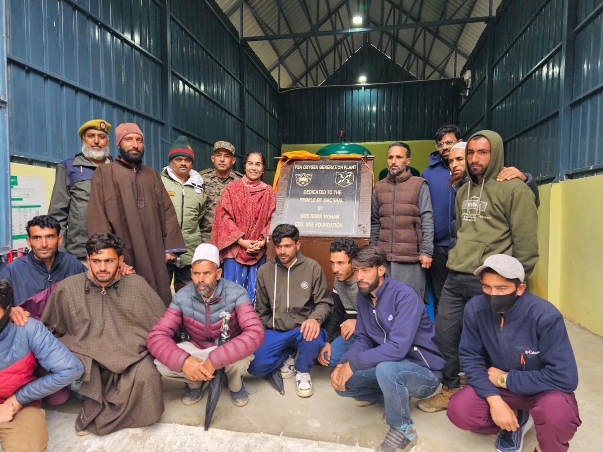 ChinarcorpsIA's tweet photo. #ChinarCorps in conjunction with NSE Foundation, Mumbai established 02 PSA Oxygen Generation Plants at Field Hospital, Nyari &amp; Sahi Memorial Hospital, Machhal, #Kupwara to further enhance #Medical infrastructure in remote regions of #Kashmir. 

#G20
@adgpi 
@NorthernComd_IA https://t.co/ohhtw4FPFq