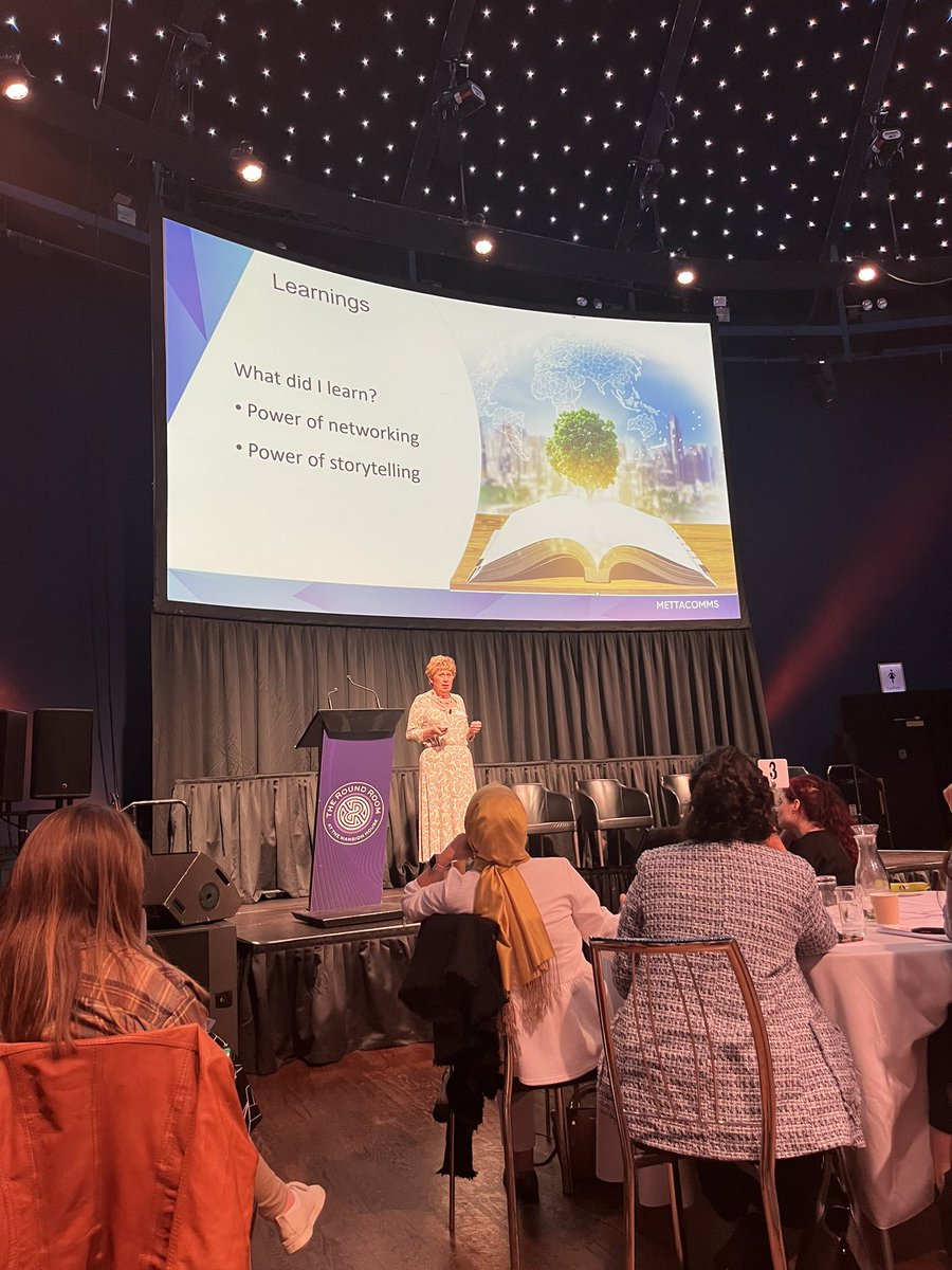 PaulineLogan's tweet image. When seeking funding, focus on telling the story @EllenGunning #METTACOMMS at @TechFoundHer Bootcamp @LEODublinCity @DubCityCouncil #TechFoundHer