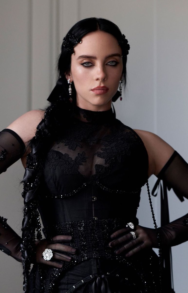 billie eilish met gala dinner dress Billie Eilish Wears Eco-Friendly Corset Gown to 2022 Met Gala