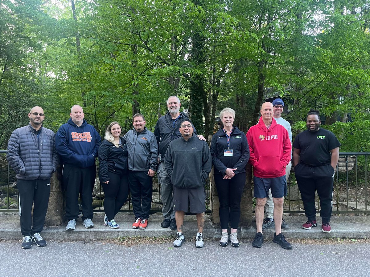 Starting off our day with some fresh air and inspiration on our morning hike at the #MastermindEvent! Nothing like nature's beauty to awaken the mind and fuel our success 🔥🌄 #MorningMotivation #Networking #HikingTheSmokies