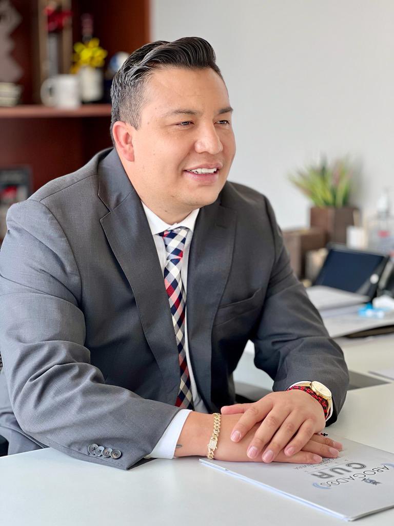 Ser como todos, es no ser nadie…….
#vibres #firmalegal #cur #tuestilo