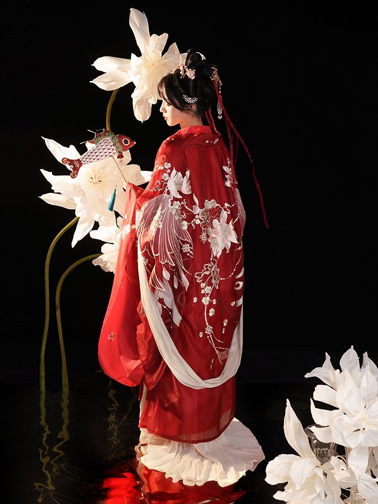 Beautiful_Hanfu's tweet photo. 唐制汉服 
Hanfu of Tang Dynasty style 

#ChineseCostume #中国风 #中華風
 #Chinese_style #hanfu_challenge
#汉服 #漢服 #한푸 #hanfu https://t.co/58xSV5U7Nh