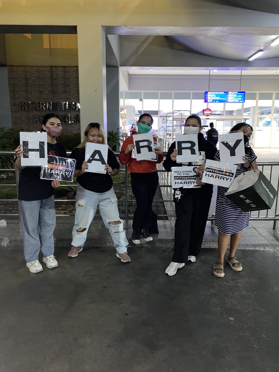 H1GHRMUSIC_PH's tweet photo. My cupid where you at right now 🎶

#pH1inMNL
#AboutDamnTimeTourinMNL
#AboutDamnTimeTourinManila https://t.co/99cUCBNXuP