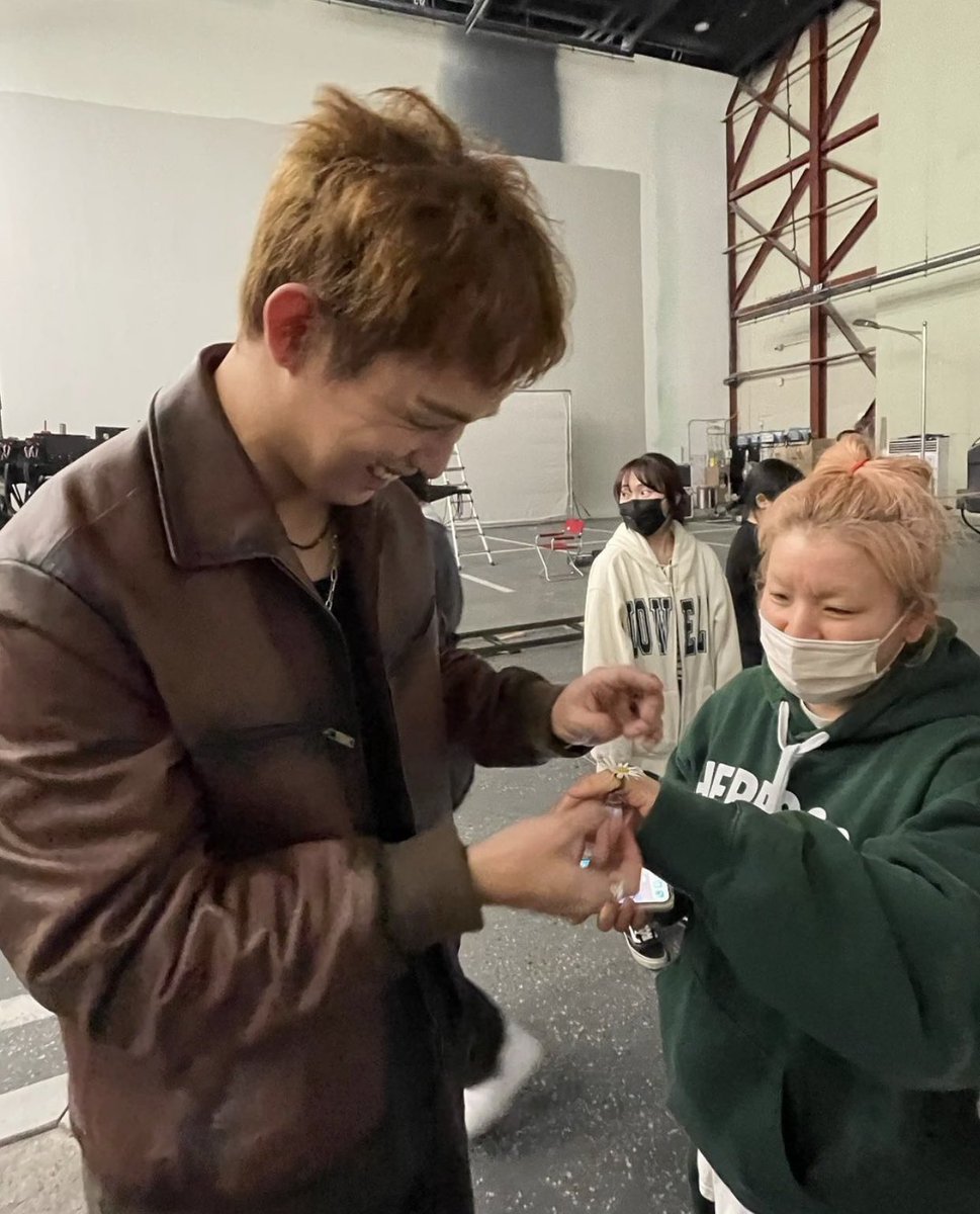 yfieee_'s tweet photo. Hyunsik… That should be me… Hahah. https://t.co/uiz1RlaRmn
