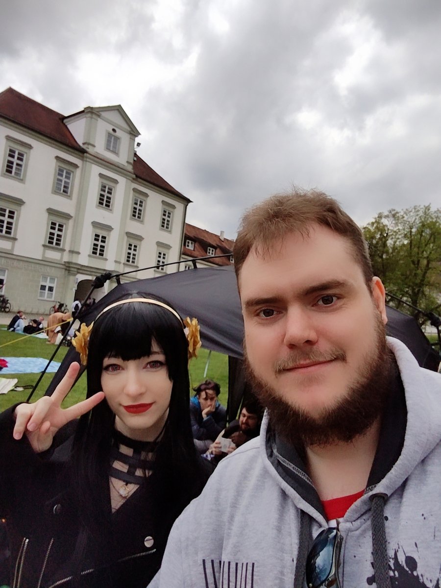Kakun_Desu's tweet photo. At #animuc2023 I saw my Princess! The beautiful #Keekihime allowed me to take pictures with her. She is super friendly, cute and very easy to talk to! She is even more beautiful IRL! The pictures don't do her justice! I was very nervous around her the entire time. But also so grateful and happy! I will never forget this day! Her cosplay was absolutely amazing as well. I'm proud to have a picture with such a professional!