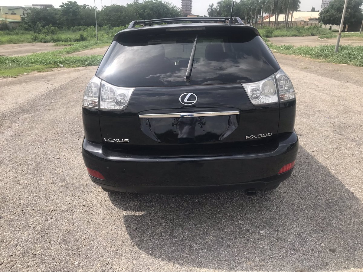Shiffomi's tweet photo. Distress Sale
2005 
Foreign Used
Lexus Rx 330
Ac Cold as 🧊 

Price: 5.5m

WhatsApp: 07017424045
Dm

Please help retweet. https://t.co/8YGdHO2LfT