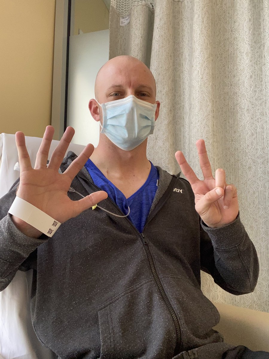 wAKAflash's tweet photo. We’re on the back half of treatment, 7 of 12 in progress 💪🏻 #outruncancer #bEatoncancertogether #tougherthancancer https://t.co/yT6hzvXhAJ