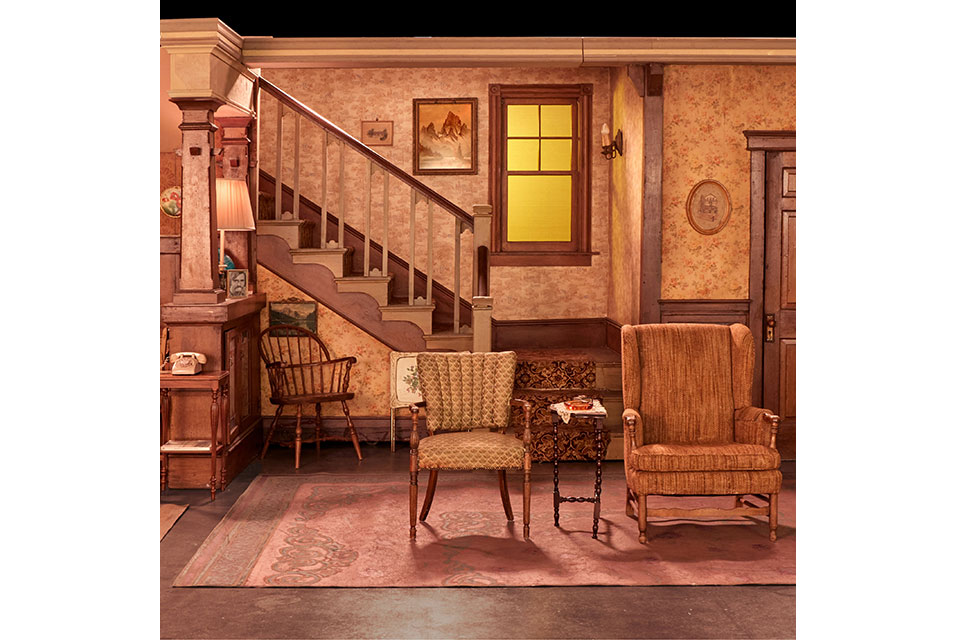 HeritageAuction's tweet photo. Heritage Auctions will offer nearly 1,000 pieces from The #ComisarCollection, most of which have never been to #auction. Among its highlights: #TheTonightShow set from which #JohnnyCarson kept a nation awake and entertained until 1992.
Via @artdaily
https://t.co/XgmIuIAHgX https://t.co/ogdHRivZkN