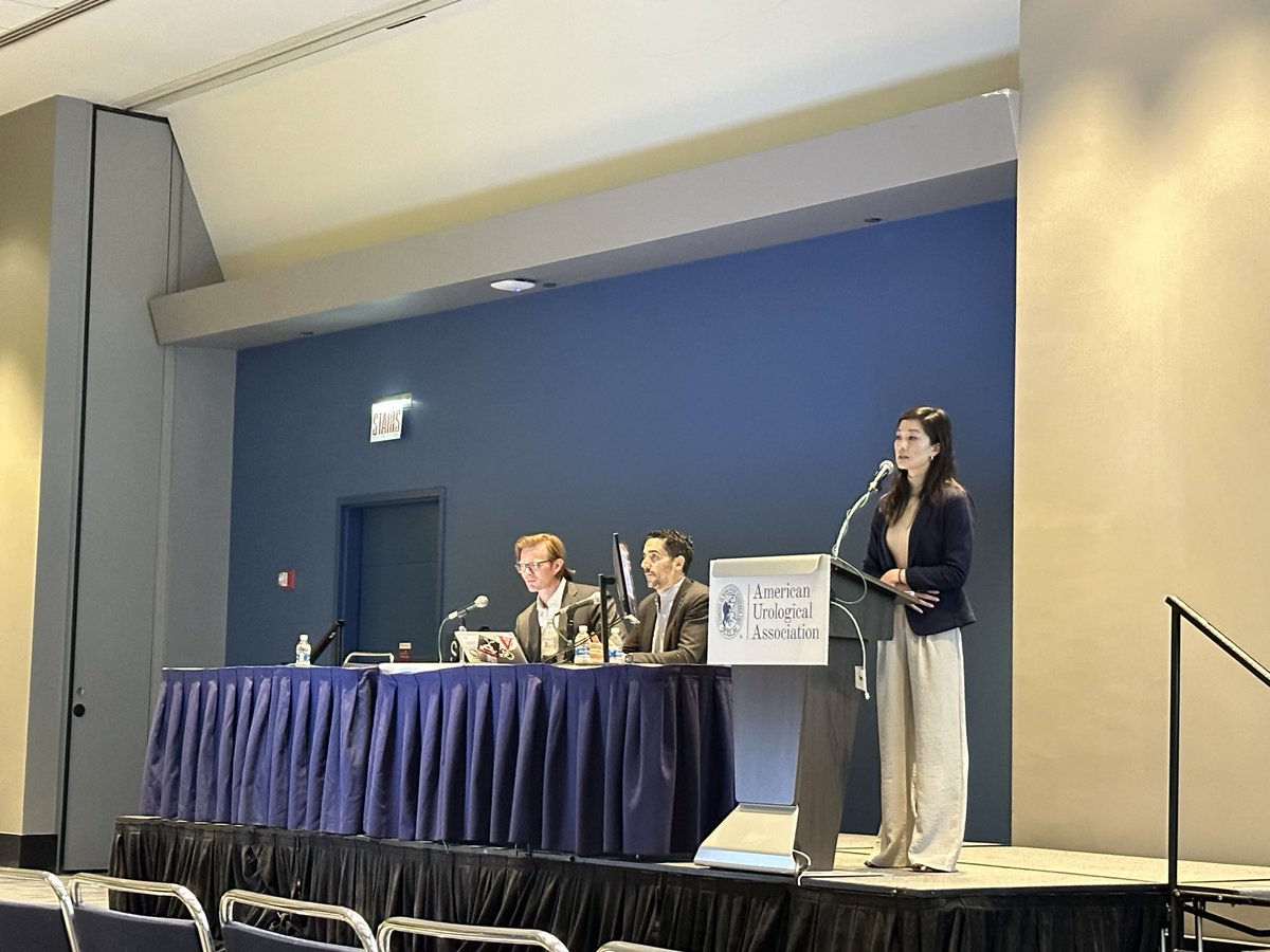 UrologyMSK's tweet photo. Our amazing group of fellows presenting at the #AUA2023 ! Special congrats to @CChuMD for winning best poster at her session! https://t.co/pwKraOaWAy