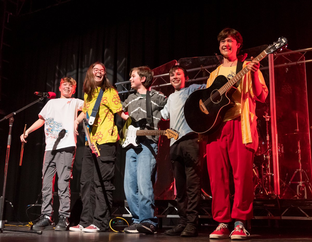 Presenting our winning track from <a href="/AlleynsSchool/">Alleyn's School</a> #RecordingEngineerClub this term - well done Zoë!

#BrownEyedGirl by <a href="/vanmorrison/">Van The Man</a> cover by #Anaphalactix band; mixed by #Zoë / REC <a href="/Alleyns_Music/">Music at Alleyn's School</a> 

soundcloud.com/rec-685541744