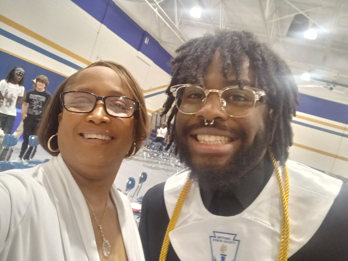 bi_cheer's tweet image. #mystudentsrock