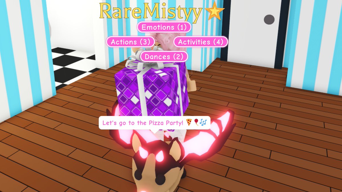 Thank you @PlayAdoptMe for giving me star on my main alt account too! <3😍