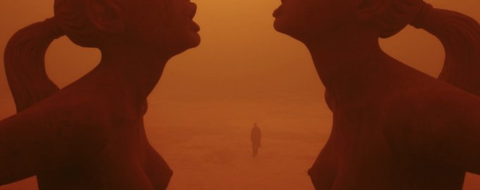 CinemaTweets1's tweet photo. Cinematography by Sir Roger Deakins https://t.co/S4Zb3VYHUf