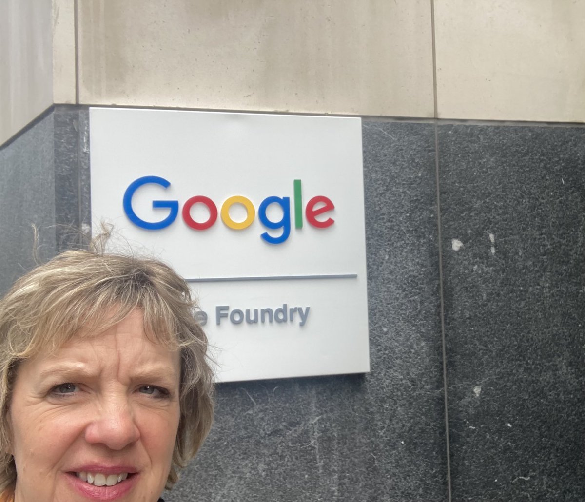 ivanabacik's tweet photo. Great afternoon at #Google #BarrowStreet with the local #education taskforce discussing #onlinesafety &amp; #equality issues ⁦⁦⁦@CityofDublinETB⁩ ⁦@Barnardos_IRL⁩ ⁦@MarianCollege⁩ ⁦⁦@RingsendC ⁦@Webwise_Ireland⁩ ⁦@KiniaCommunity⁩ https://t.co/Q5FJnik3XY