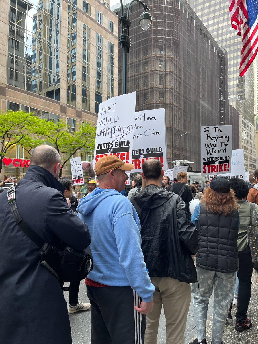 The Writers Guild of America is on strike for the first time in 15 years. Here’s a look at some of the writers and supporters who are picketing in New York on 5th Ave at the Peacock NewFront. bit.ly/44oniou
