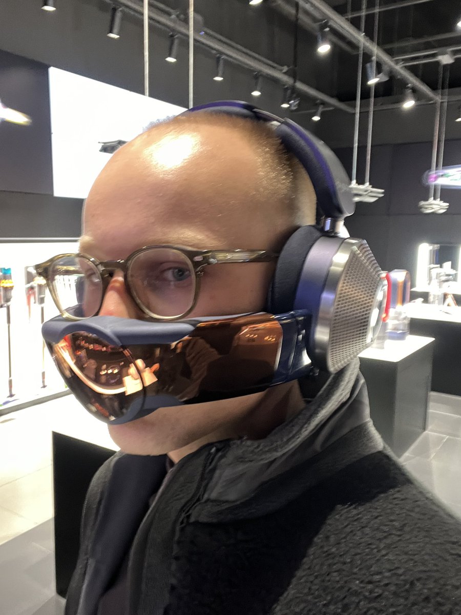 <a href="/elonmusk/">Elon Musk</a> <a href="/MKBHD/">Marques Brownlee</a> Already tried, good but unnecessary piece of tech.