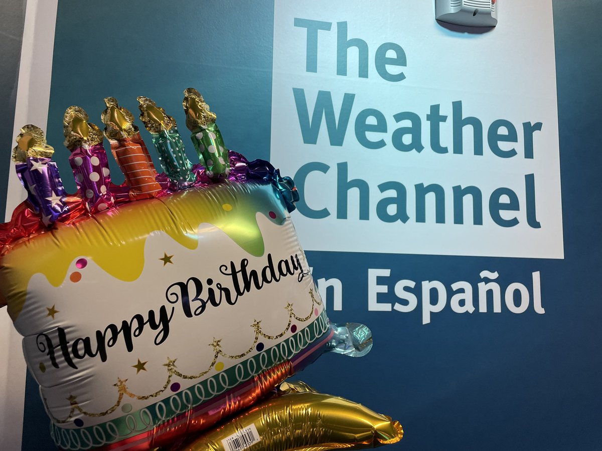 SUSSYTV's tweet image. ¡Feliz aniversario @weatherchannel #EnEspañol ☝🏻Año ya!! Parece que fue ayer! 😃 #CumpleañosFeliz🎂🎈🎁💫🎉#1 #one #uno @conexiontiempo