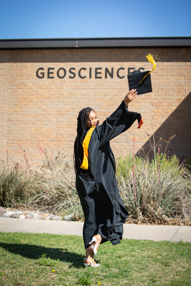 Commencement is officially less than two weeks away! To celebrate, we will be highlighting graduates every day leading up to commencement next Saturday, May 13. 
 
 Meet Nelly Omoruyi, M.S. in Geology from Lagos, Nigeria. 

#UTPB #FalconsUp #UTPBGrad #Classof2023