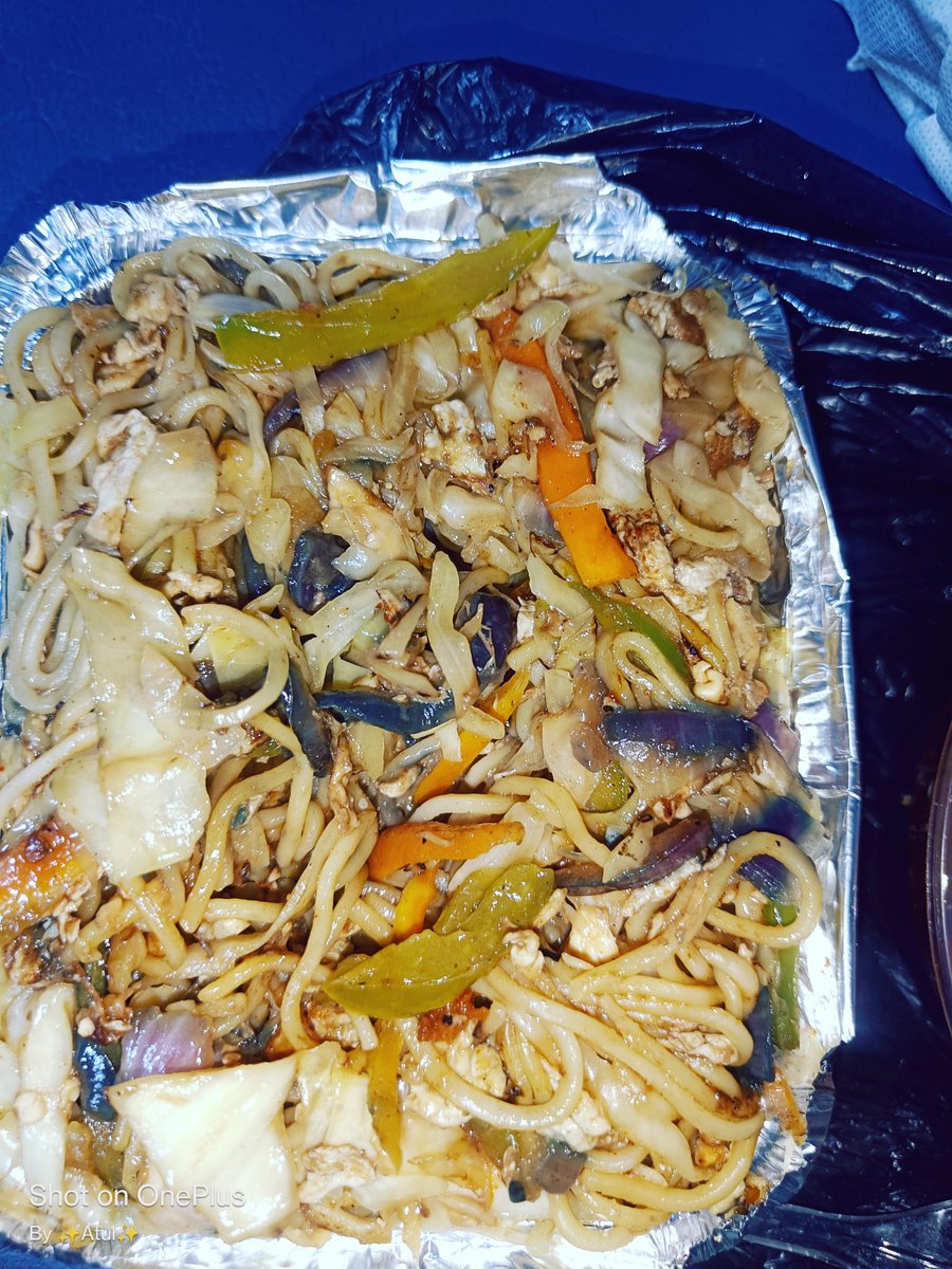 58555Das's tweet photo. having pnr  2622302358 and order id 2543947 got wrost ever food which smelt like rotten, stale . I threw all the food which I have ordered. Always there are so many cases of food poisoning. please look into serious concern.@RailMadad @eCateringIRCTC @PiyushGoyalOffc @RailwaySeva https://t.co/NbqtsHTm2s