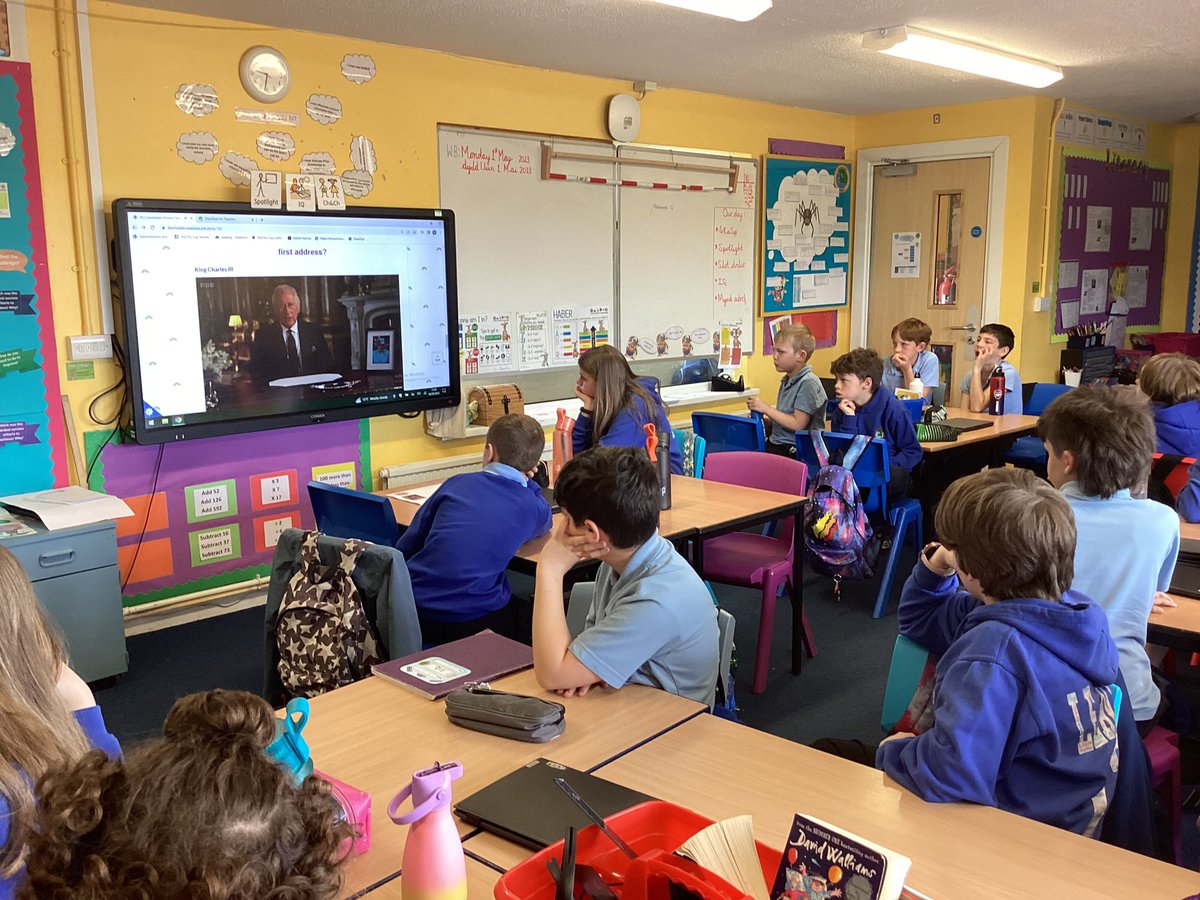 llanrhidianp's tweet photo. #LlanPryCop have launched their new Coronation IQ. This week we are wondering what the role of the United Kingdomβs monarchy is. ππ¬π§ #LlanIQ #LlanLit #LlanHum https://t.co/IWt0WRtKre