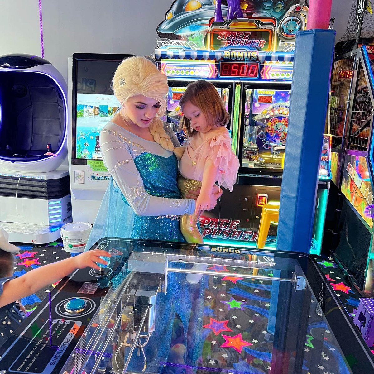 PlanetPlay6's tweet image. We are a children's entertainment center with an indoor play area and attractions that make our center fun for all ages! Contact us for more information!

#IndoorPlayArea bit.ly/3uXj3PR