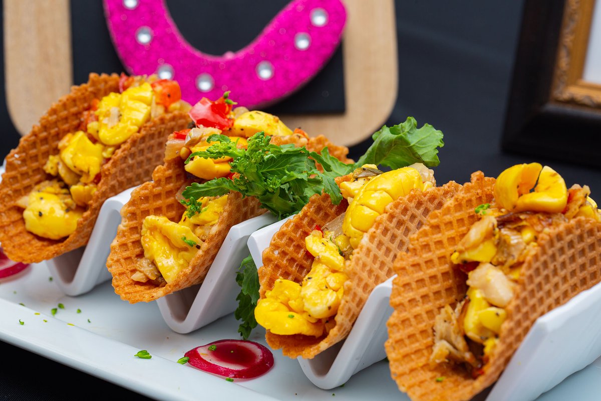 TheWaffleChic tweet media