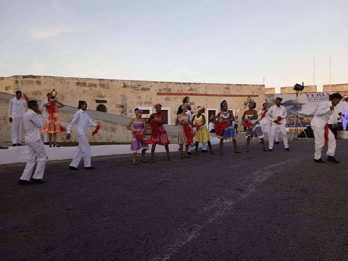 🇨🇺🏖 En el marco de la Feria Internacional de  Turismo de La Habana, se presentó la ponencia “La Habana: Cultura y Patrimonio”  dónde se destacaron las potencialidades de la ciudad y sus atractivos para los visitantes extranjeros. 

📸📝 Karina Rodríguez 

#FITCuba2023