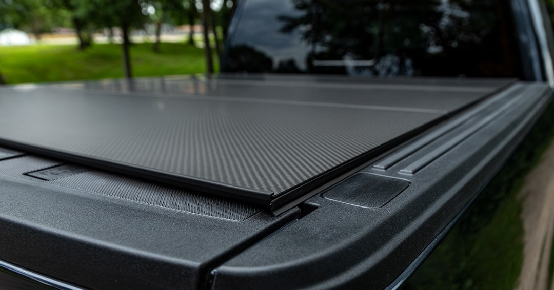 RT @agricoverinc: A style for you and your truck. Carbon Fiber LOMAX #hardtonneaucover 

#ACITruckLIfe #CarbonFiber #LowProfile #LOMAXED #LOMAXCover #trifold #LOMAXhardtrifold #tonneau #tonneaucover #truckbedcover #onepiecebedcover #hardcover #foldingcov…