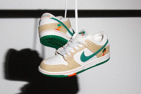 AD: Jarritos x Nike SB Dunk Low in app raffle opens 5/4 at 9am PT/12pm ET via Premier App 

Link -> sovrn.co/1kzakpp

15mins only 

H/t <a href="/Tylersneaks/">Tyler</a>