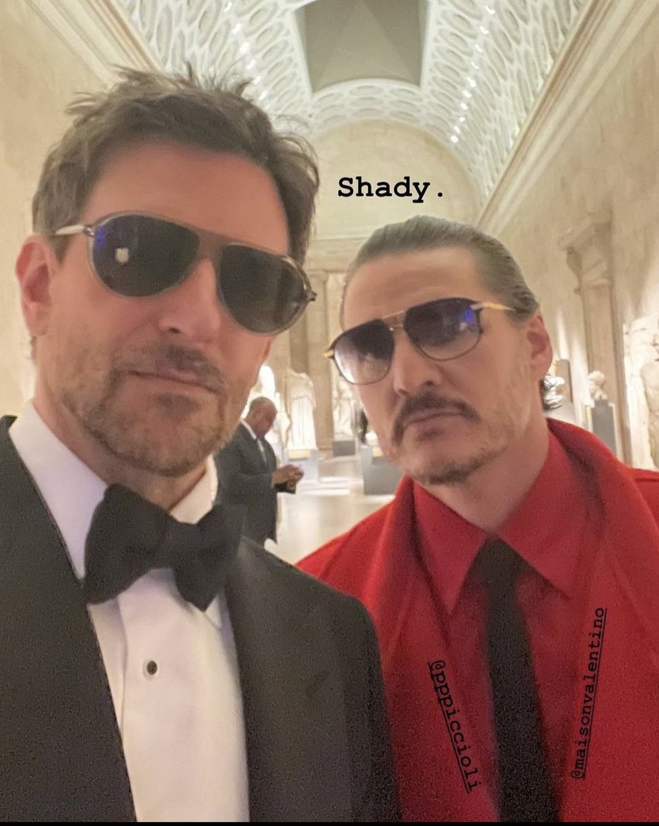 PedroPascalArg's tweet photo. Amamos al duo dinamico 🔥

📸 Pedro Pascal y Bradley Cooper ayer en la #MetGala via ig stories @/pascalispunk https://t.co/L2NzQ97iqn