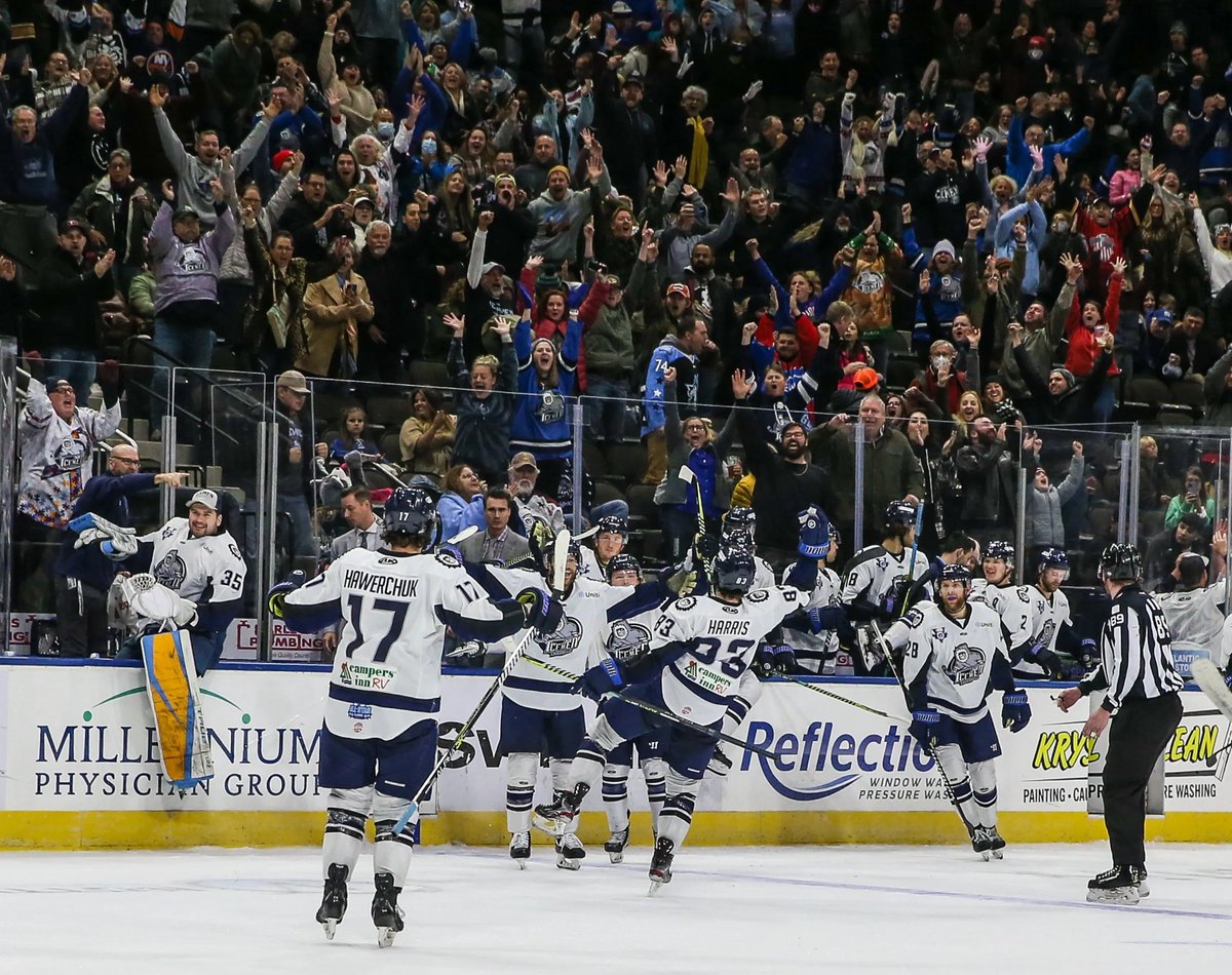 StuartASJax's tweet photo. We need loud fans in the arena tonight and thanks to the generosity of one @JaxIcemen fan… I’ve got 3 pairs of tickets to tonight’s playoff game to give away! 

I’ll do a random drawing at 1pm of everyone who likes and retweets this tweet!

@ActionSportsJax @ESPN690Jax #ASJax https://t.co/24IiqIpMX1
