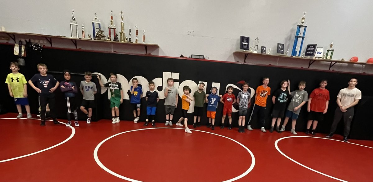 teamjonescinci's tweet photo. Team Jones Open Wrestling Practice tonight. 6:30 start.  All welcome.  “Perfecting the Basics”. 4343 South Dixie Hwy. Middletown OH 45005. https://t.co/oizt8XEpSZ