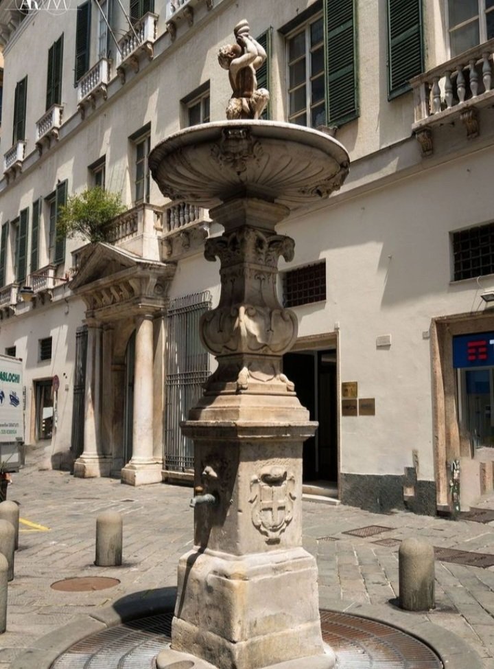 ExploraGenova's tweet photo. 𝐂𝐨𝐬𝐞 𝐦𝐚𝐢 𝐯𝐢𝐬𝐭𝐞!! 
🗓Domenica 7 maggio 2023
#genova #exploratour #visitaguidata #exploragenova #exploriamogenova #lamialiguria #genovamorethanthis #morethantour #cosemaiviste https://t.co/hTqDn50Bx2