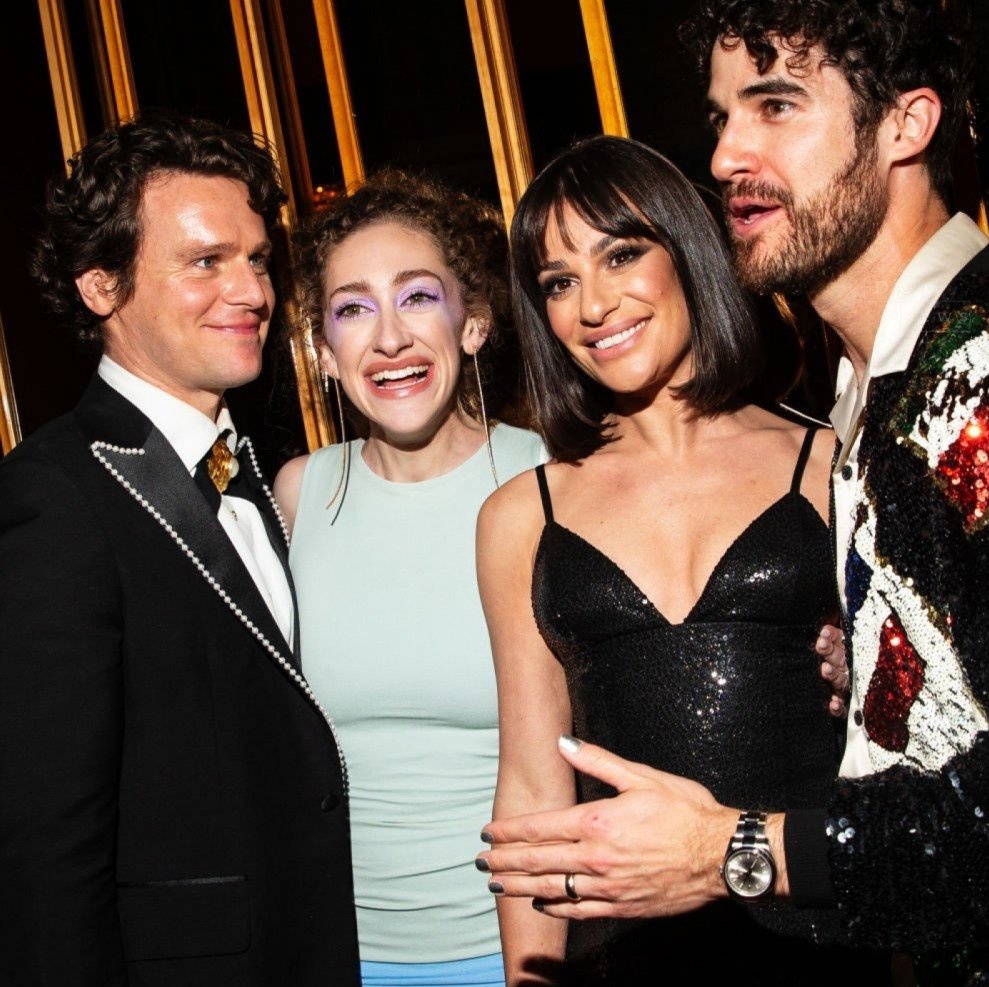 GroffUpdates's tweet photo. Jonathan Groff with friends at the #MetGala after party.. https://t.co/OT4iNURhd4