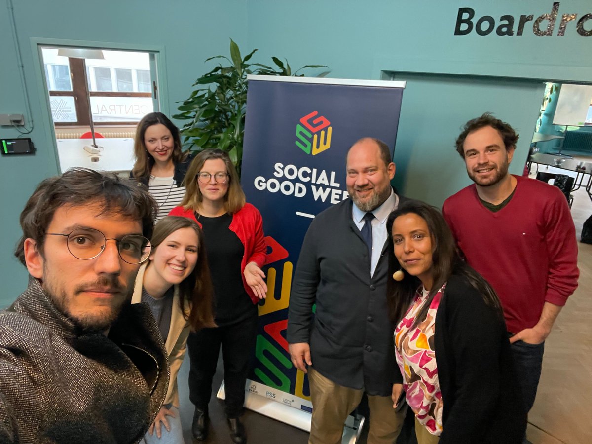 Mercredi dernier lors de l'apéro #SocialGoodWeek #Belgique, nous avons choisi le thème de l'édition belge : "Data for Common Good x Women in Tech : finding the right equation" 🚀 
L'édition 2023 se construit ! #SGW23