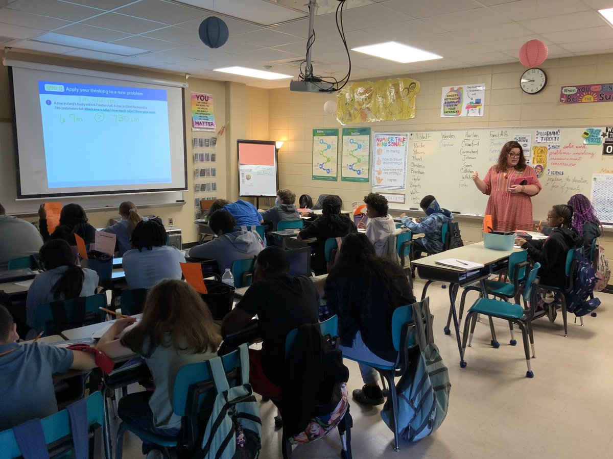 JackieAFlowers's tweet photo. Mrs. Porche’s 5th grade @ReadyMath lesson during the Apply It stage and students #LASW. #FCSLearn https://t.co/xdYFVwtHdy